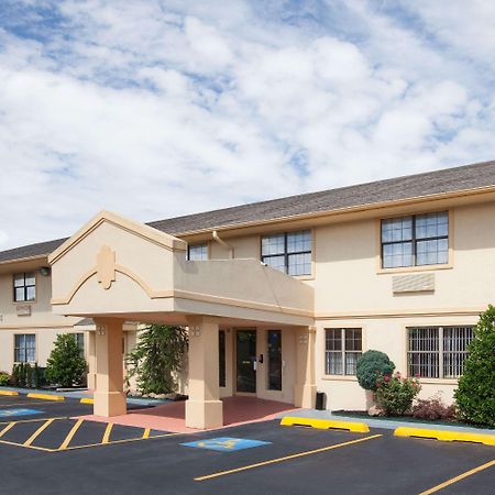 Super 8 By Wyndham Sulphur Exterior foto